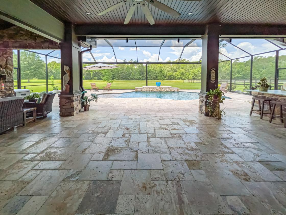Luxury Equestrian Estate Compound on 6.6 Acres! - photo 4