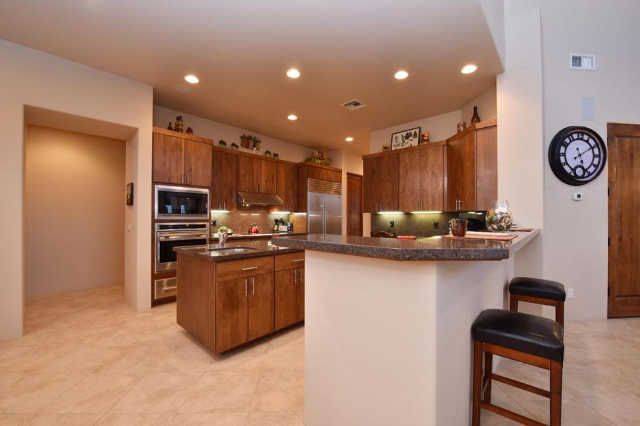 LUXURY EQUESTRIAN ESTATE,  2.7 ACRES - photo 18