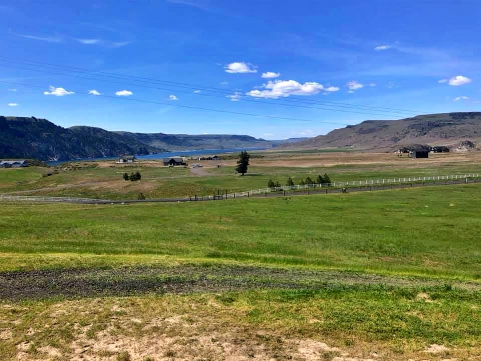 Horse property for sale with views Wilbur, Lincoln County
