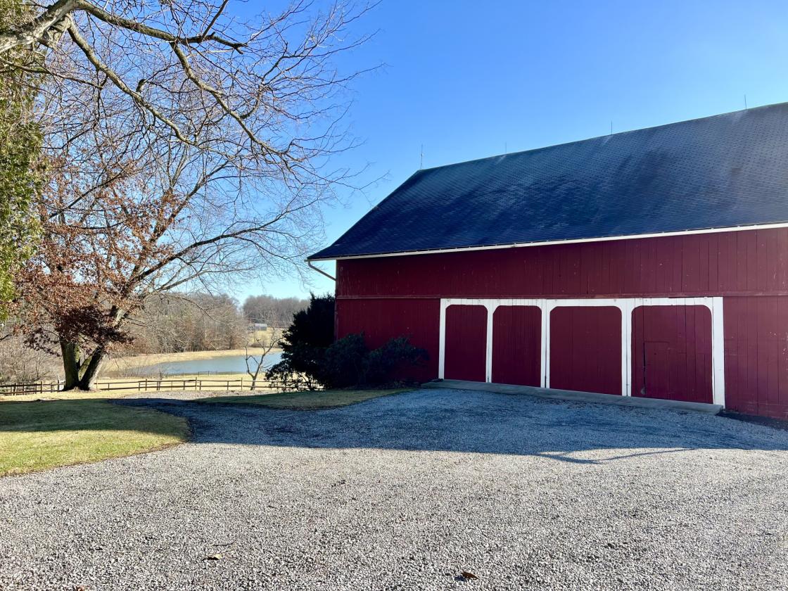 37-Acre 32 Stall Equestrian Estate w/ INDOOR - photo 9