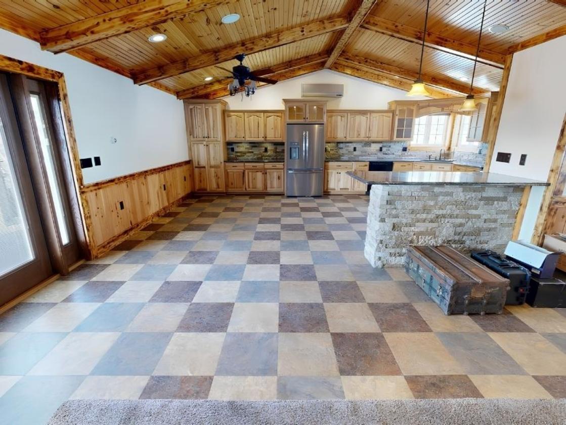 8BR Estate on 44.55 Acres with Equestrian Setup - photo 6