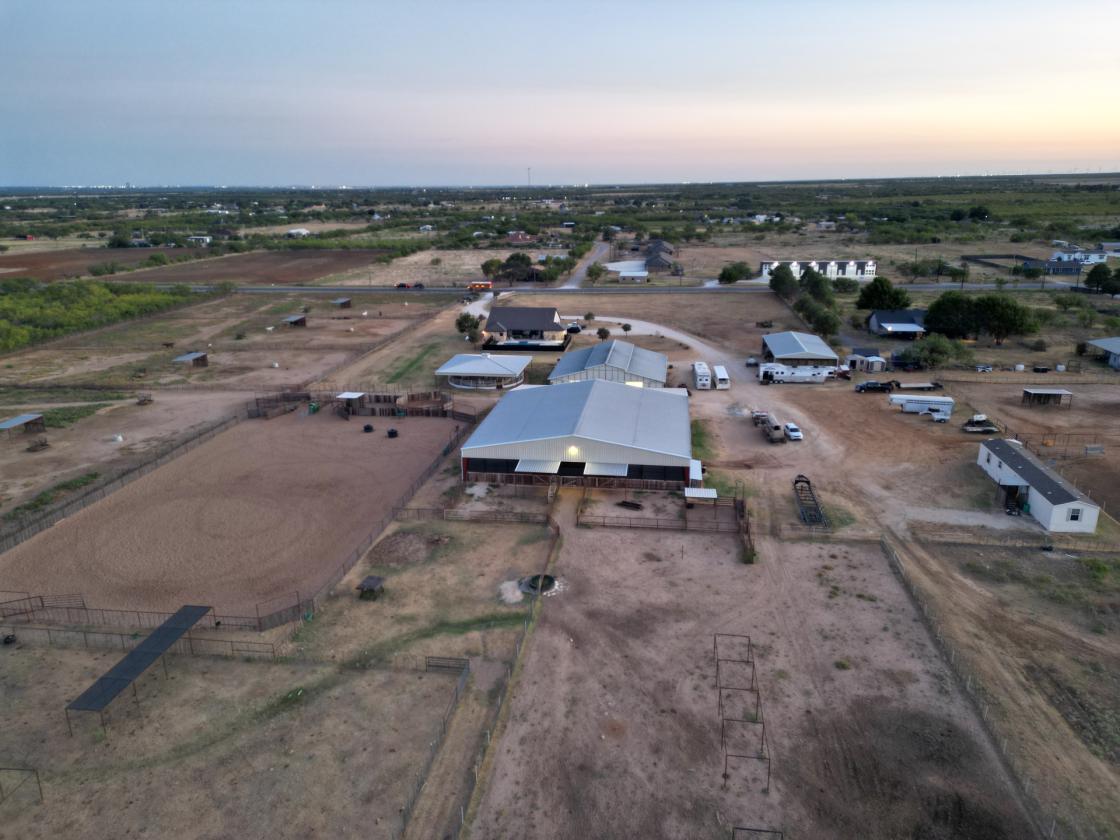 Premiere Cutting Horse Facility in Taylor County - photo 13