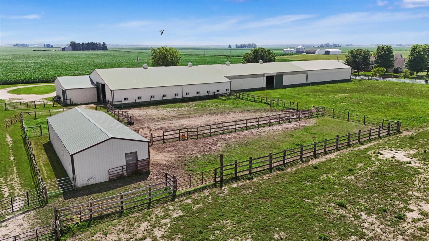 Exceptional Horse Property In Central Illinois - photo 5