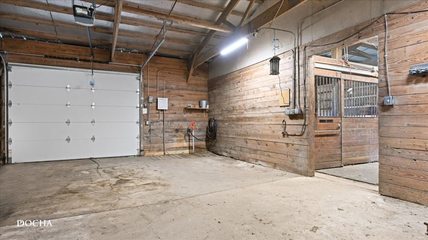 New Price! 3 Acre Private Horse Property - photo 29