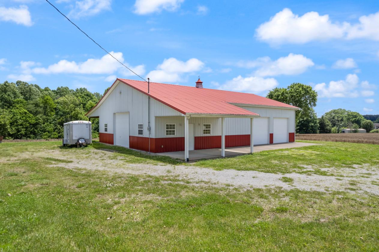 17 Unrestricted Acres w/Bldg. S. Central KY! - photo 6
