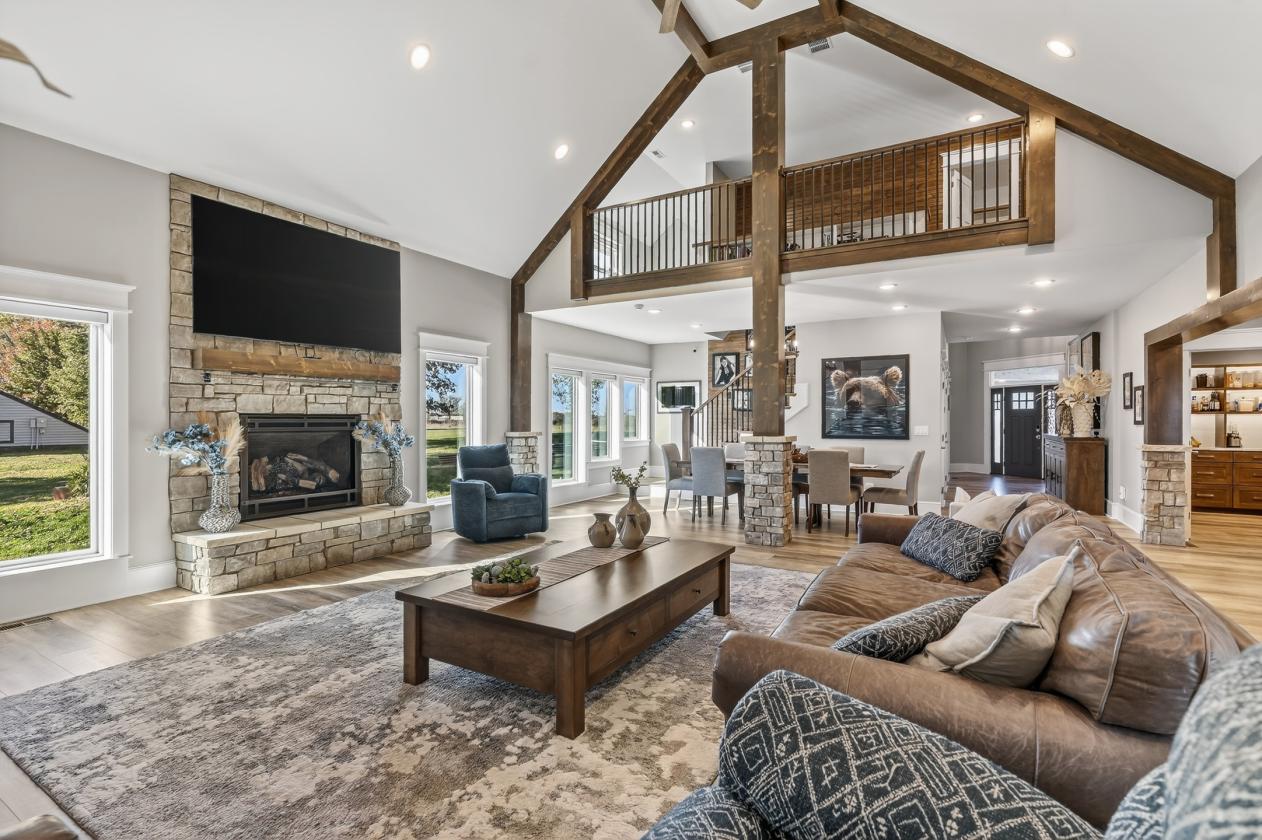 Equestrian Estate, 40+/- acres, Huge Indoor Arena - photo 6