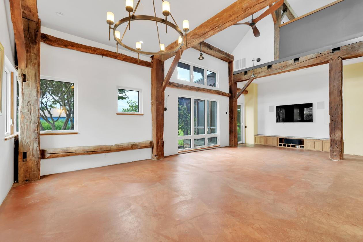 Horse-Ready 20-Acre Estate | Barn | Shop - photo 2