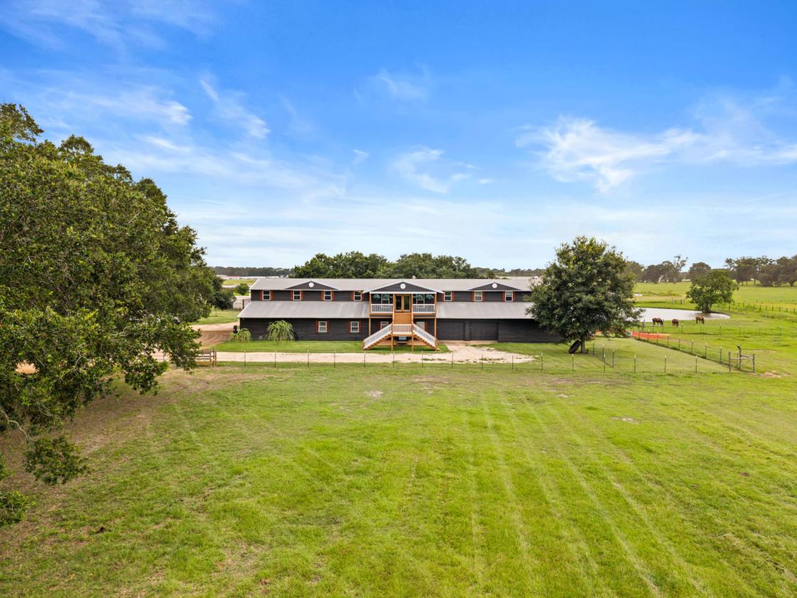 Turnkey Luxury Equestrian Estate - photo 1