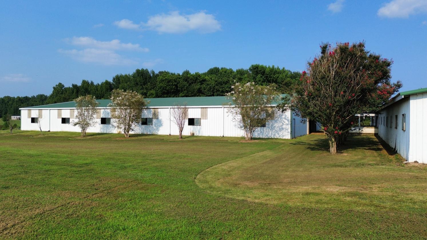 Horse Farm w/Barn, Arena, Apt, 12+ Acres - photo 16