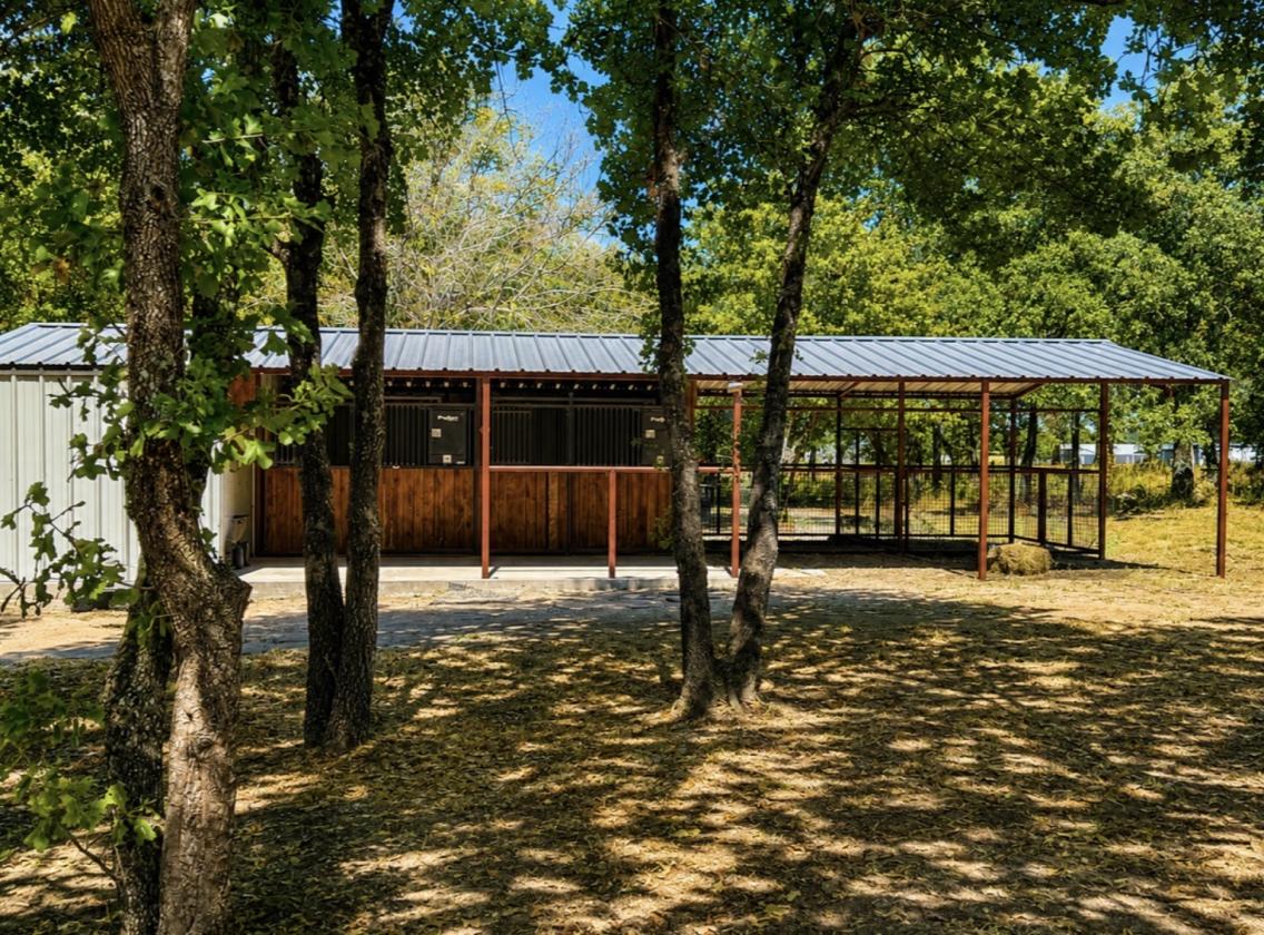 10 Acre Horse Property w/  Barndominium style home - photo 5
