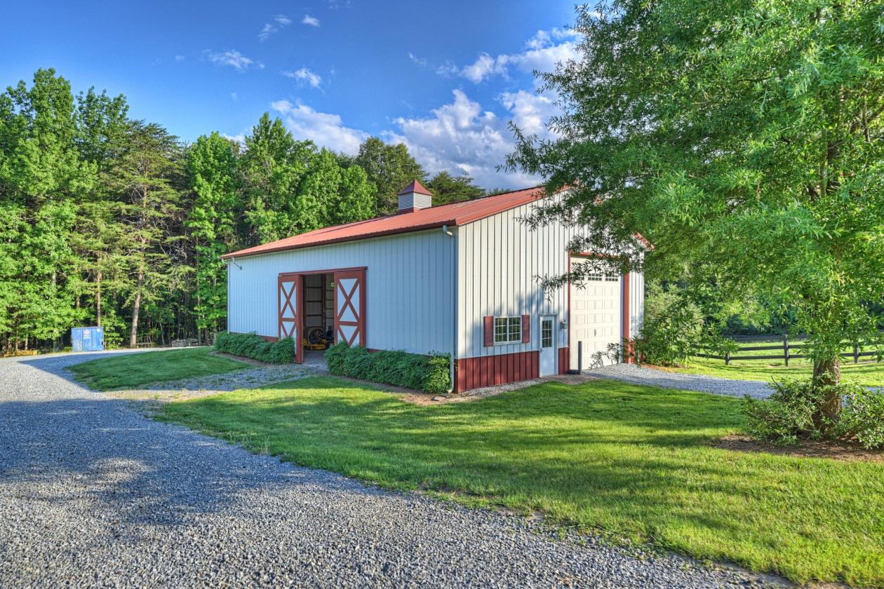 Equestrian Estate on 43 Acres - photo 16