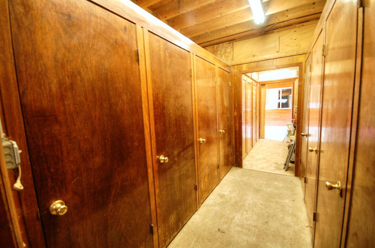 Morris horse farm with heated stable & Indoor - photo 14