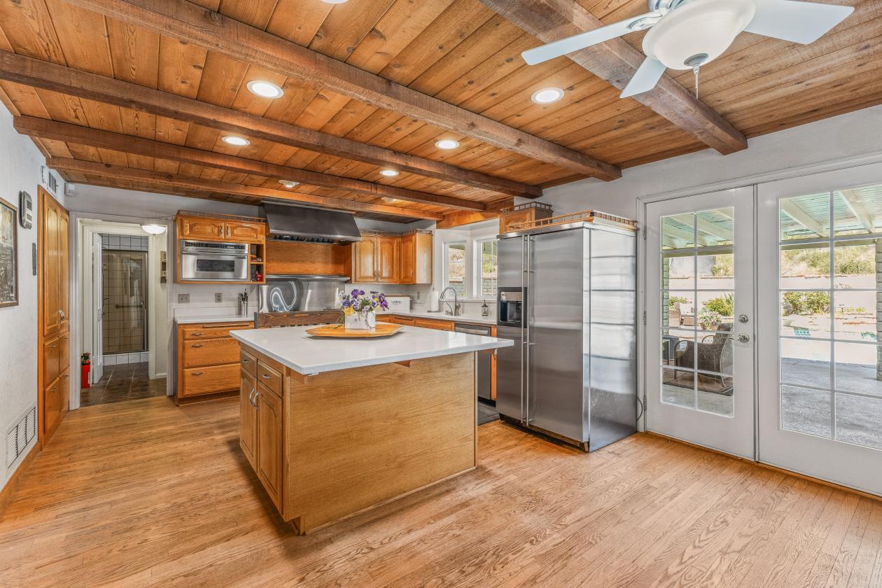 Sand Canyon Horse Property | 2.5 Acres & 4 Stalls - photo 18