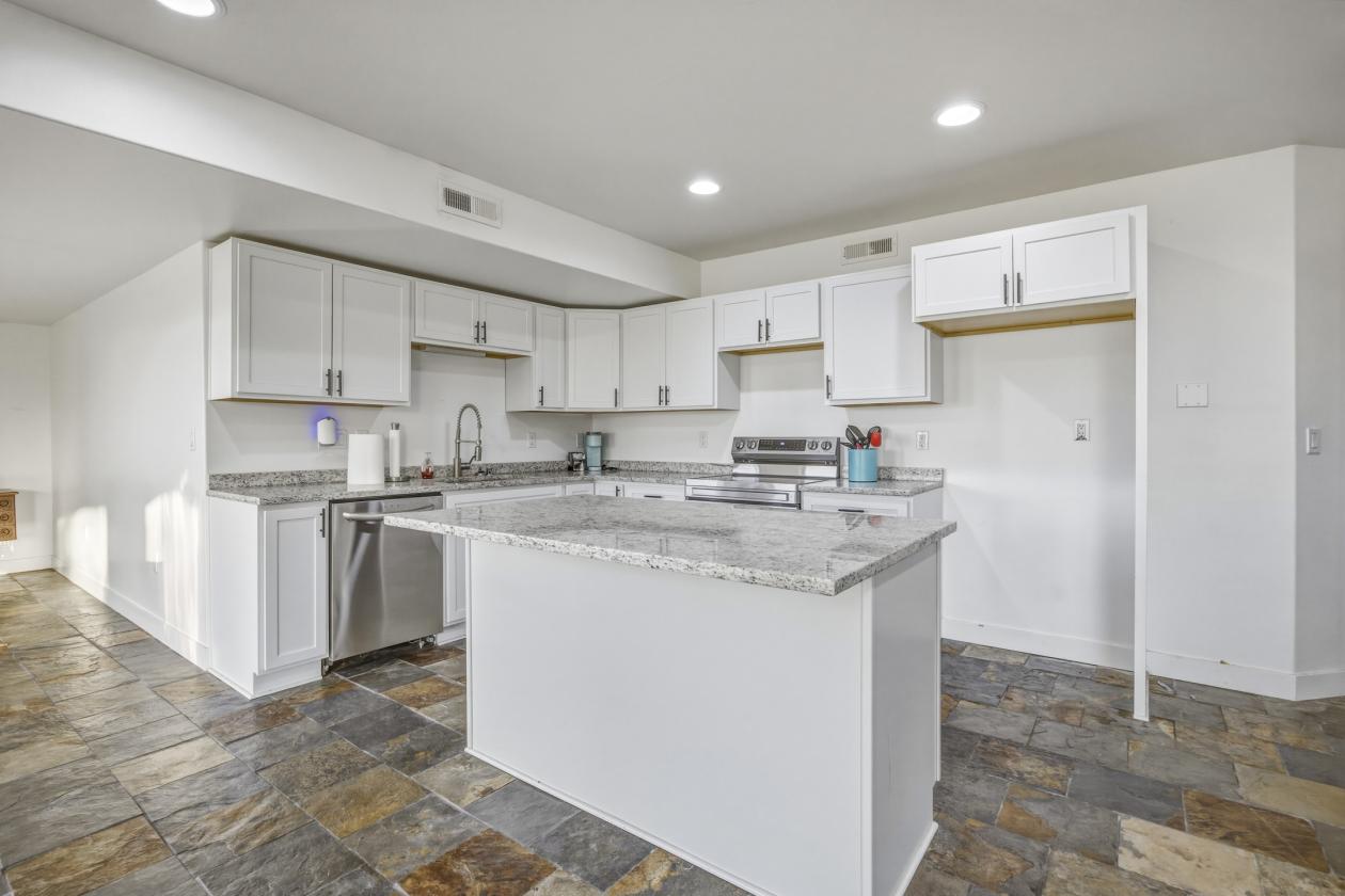 Muti Generational with 5 acres - photo 6