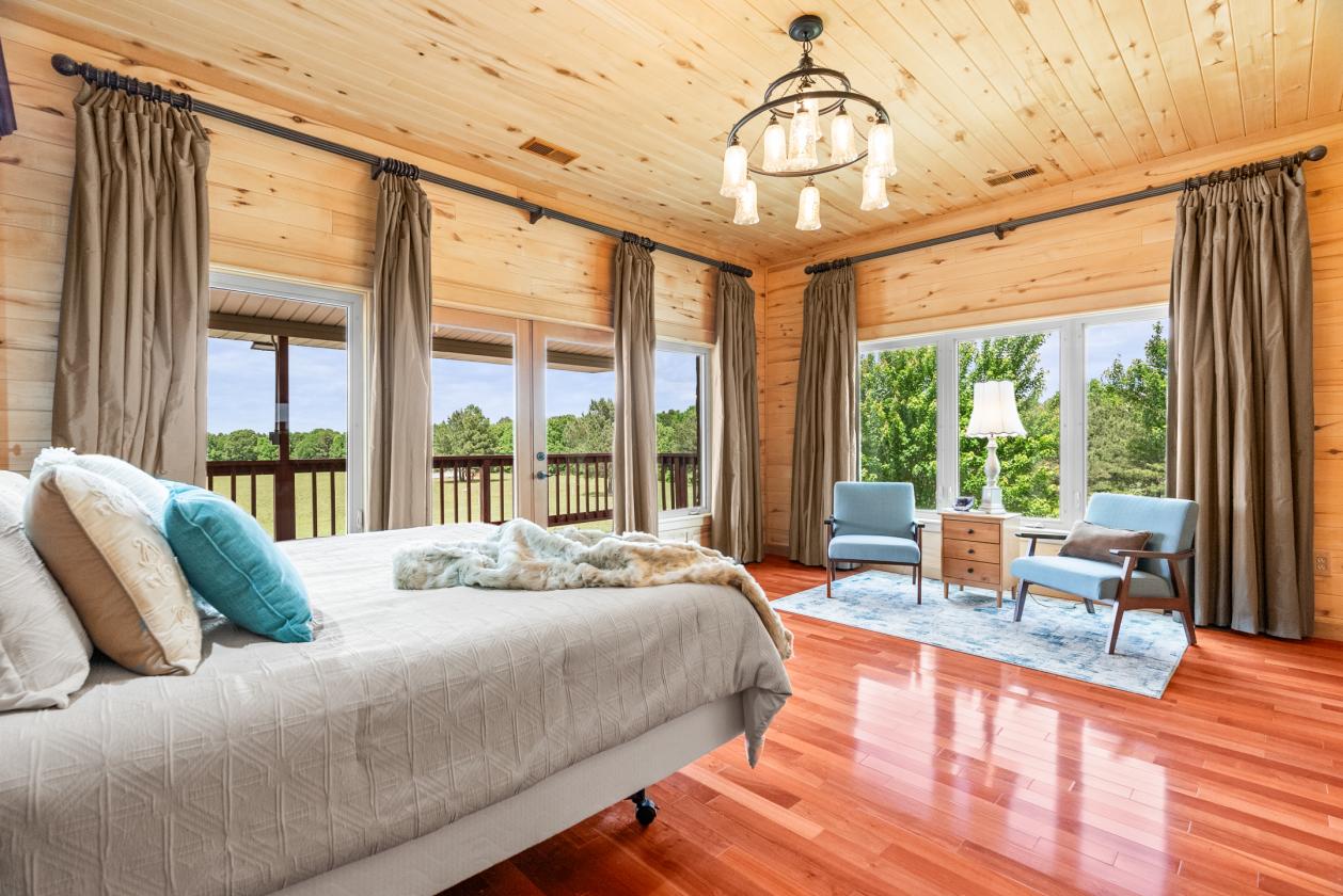 Custom Estate for Horses with 22 acres & MORE! - photo 18