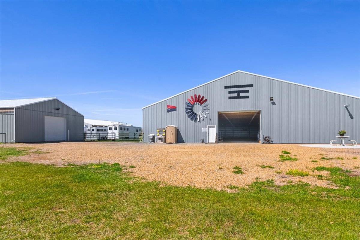 Horse Property for sale.