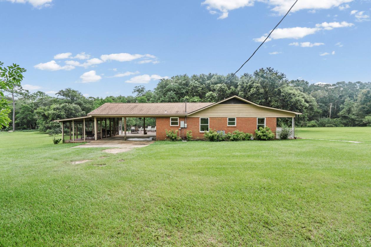 Equestrian Homestead on 18 Scenic Acres - photo 24