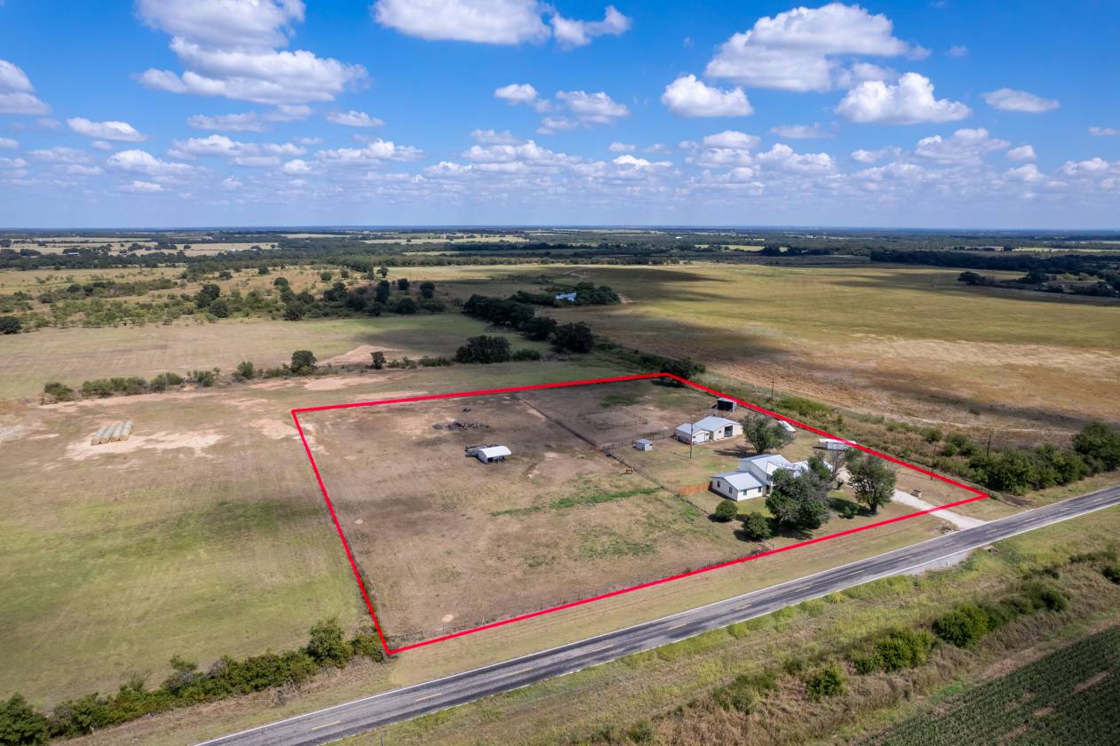 Horse Property for sale.