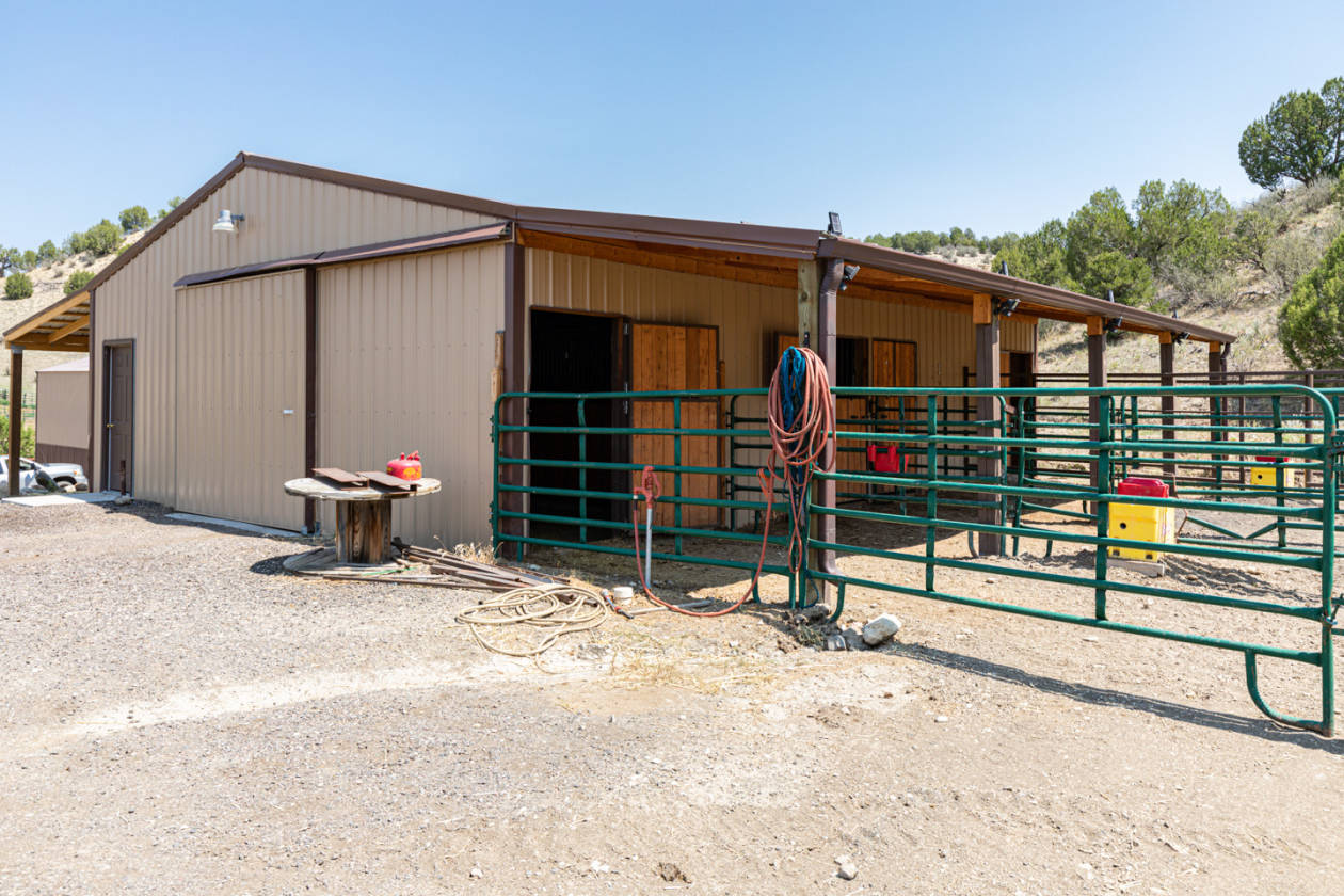 Luxury Horse Estate on 48 Acres Pueblo, Pueblo County, Colorado