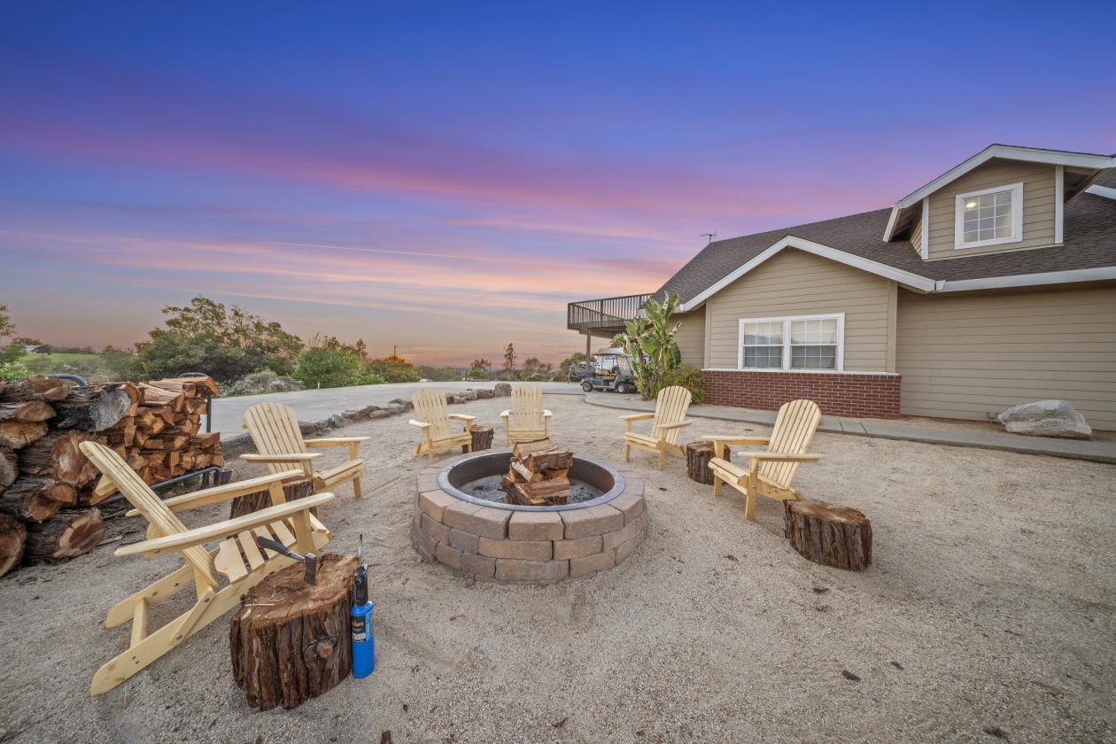 16 Acre Ranch with a View! - photo 7