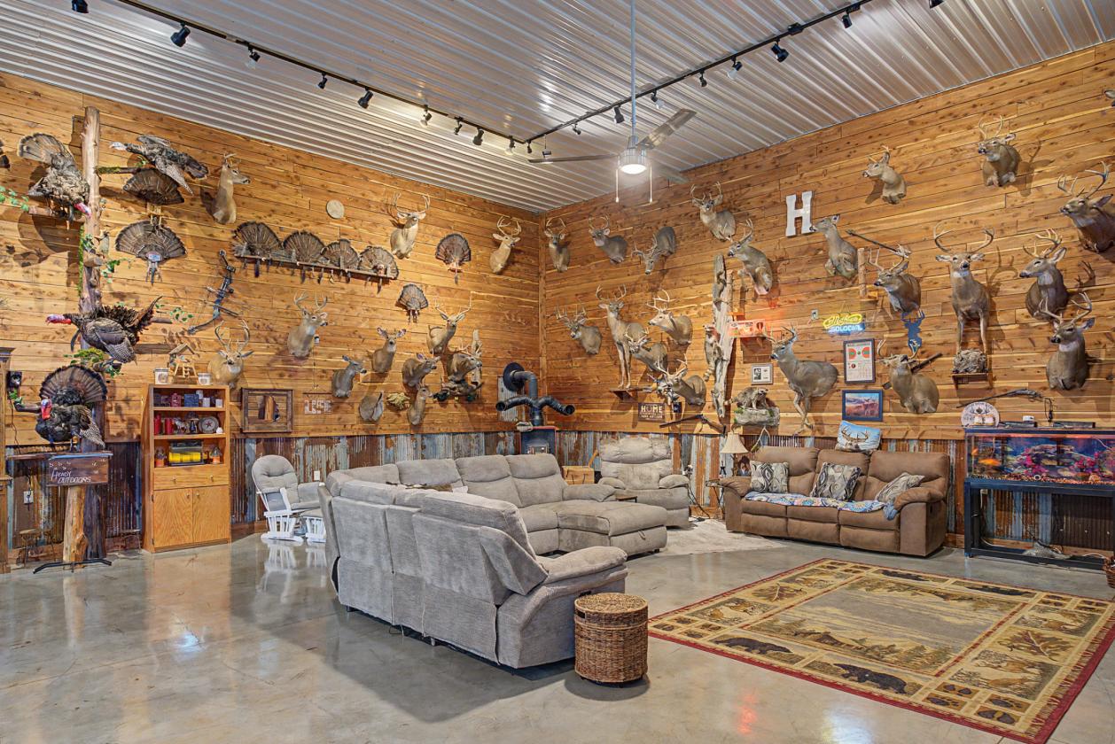 Perfect for the Outdoor Enthusiast! Stocked Pond! - photo 15