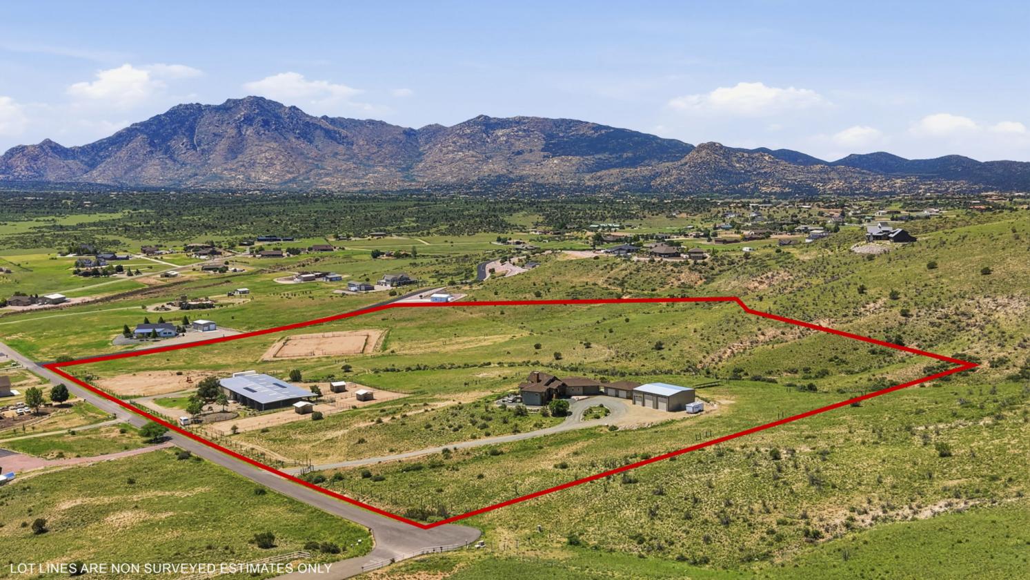 27 Acre Equestrian Dream Home w/ Views & Workshop - photo 1