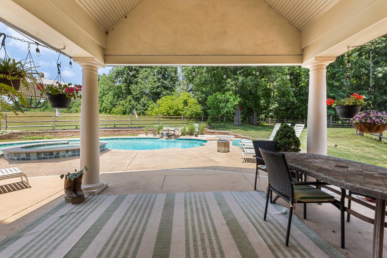 Skippack Farm Home and Barn - photo 12