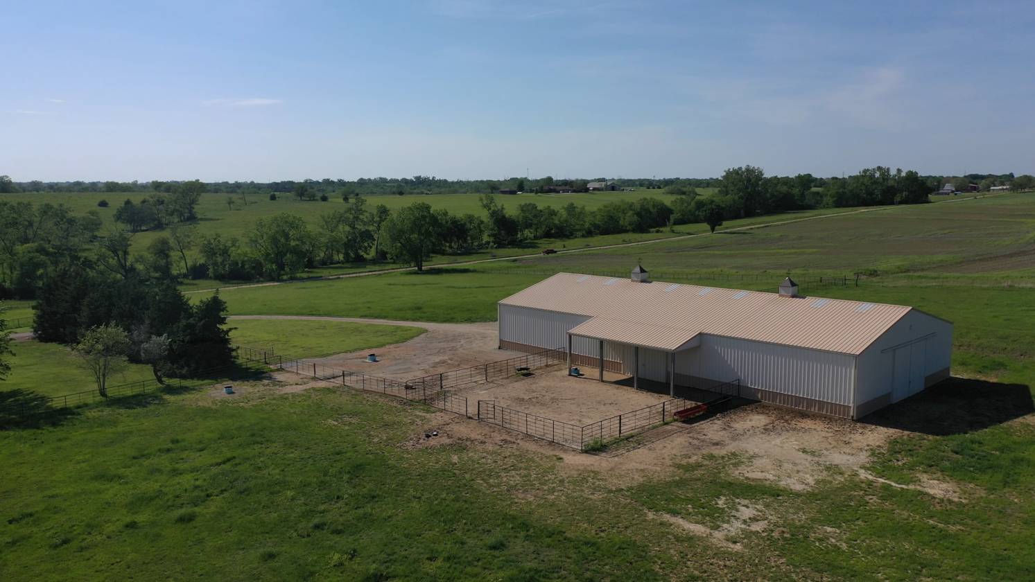 Horse property for sale with home Hoyt, Jackson County