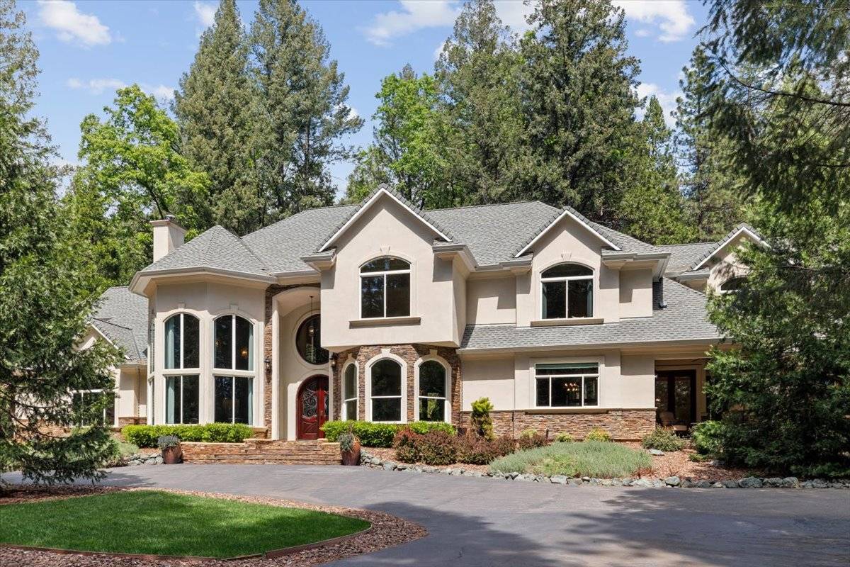 Horse Property for sale.