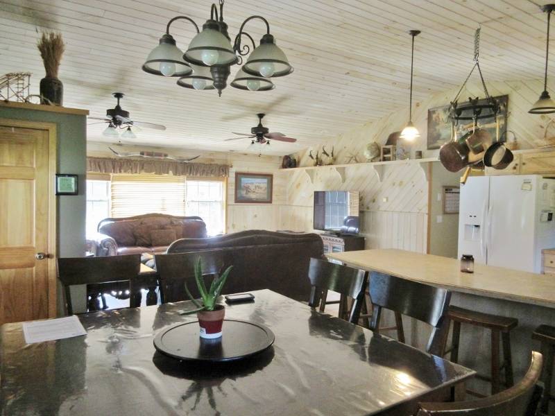 Horse property with Mark Twain National Forest on Two Borders Squires