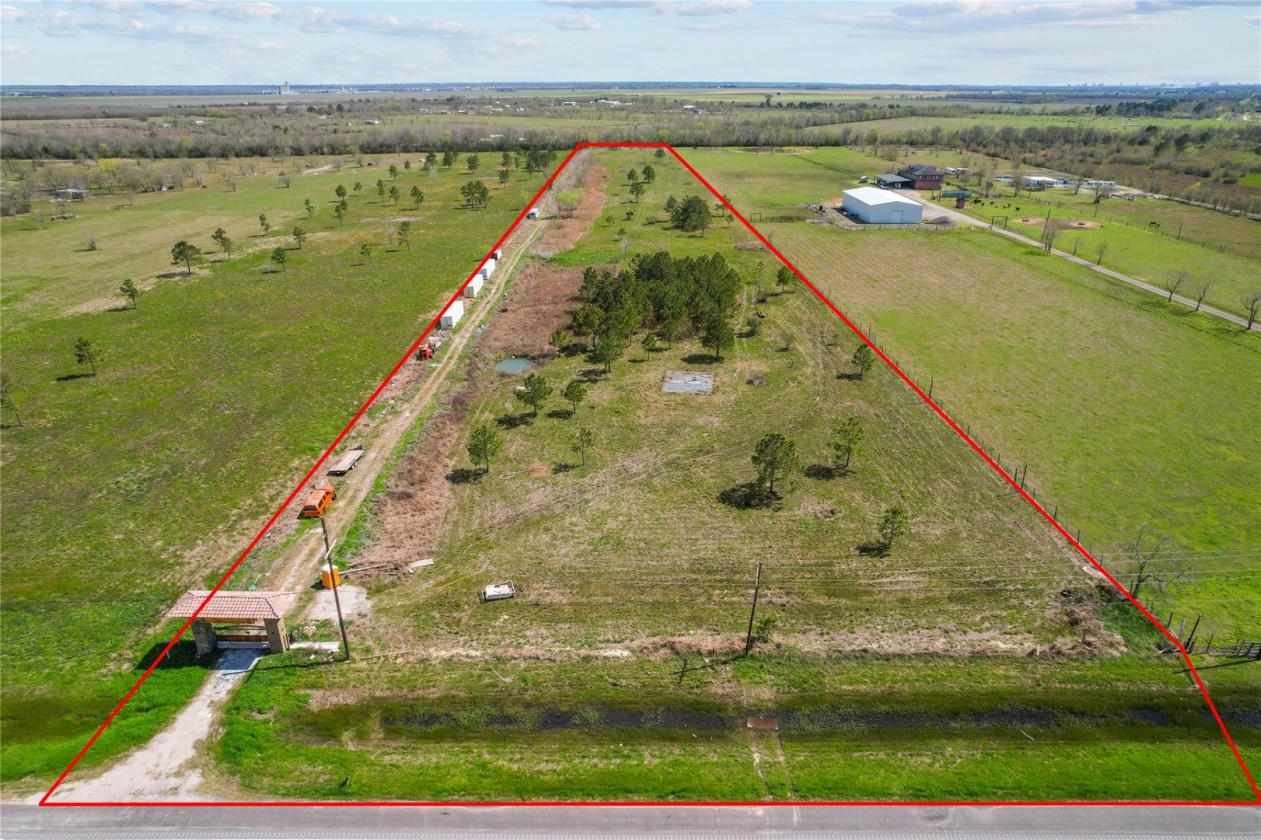 Prime Location - Exceptional 41 Acres - photo 4