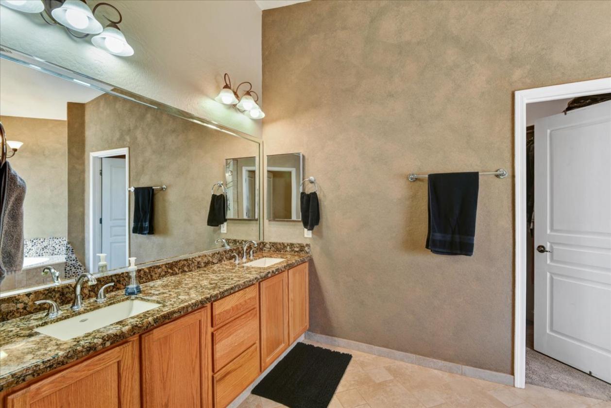 Desert Hills Horse Property on Over an Acre! - photo 8