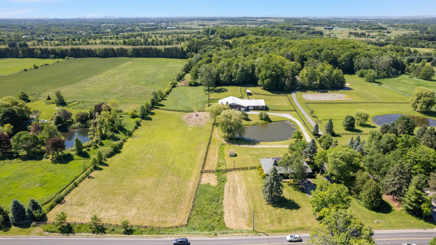 LUXURY EQUESTRIAN ESTATE - photo 1
