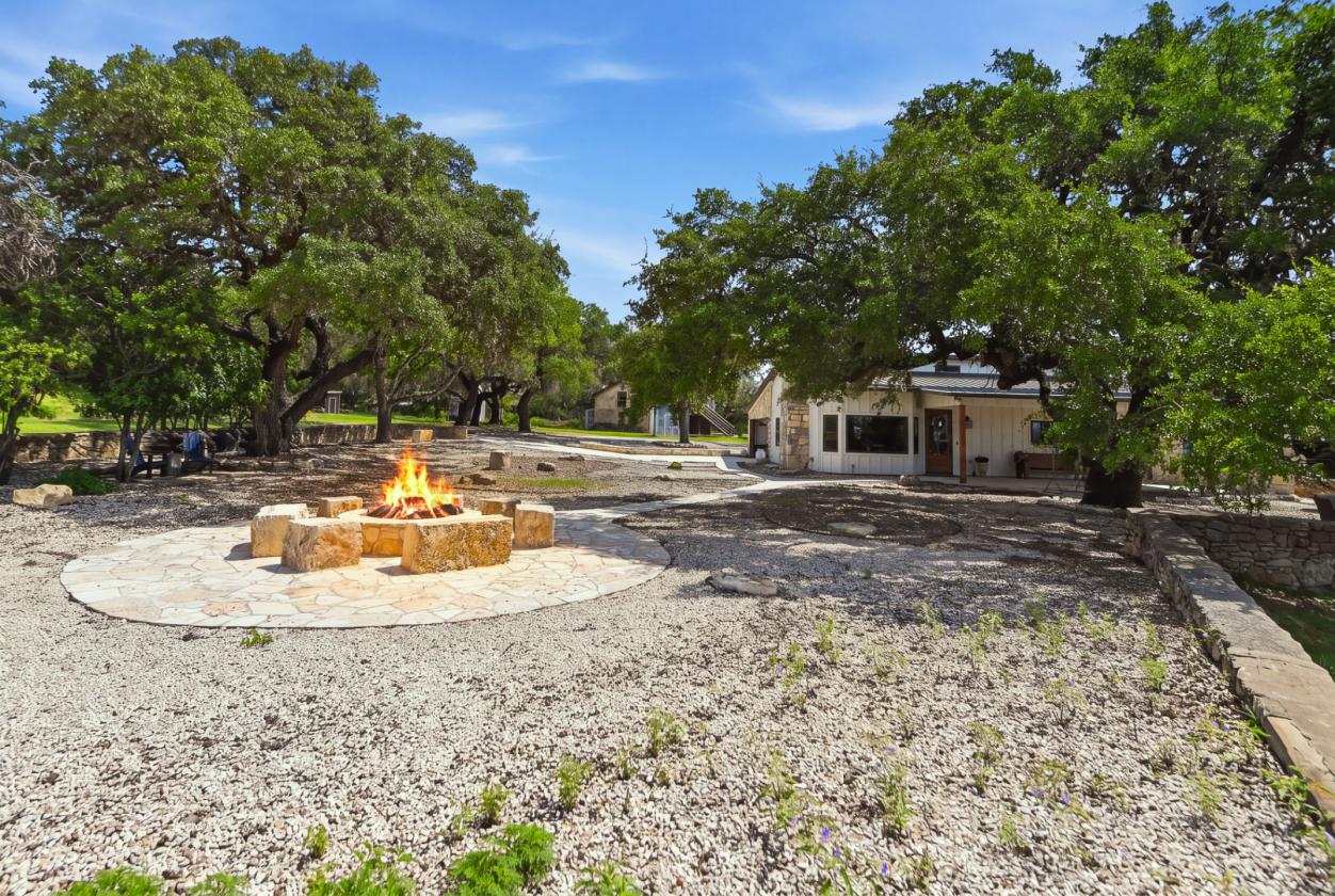 Home-Business! Hill Country Horse Home 5.79 Acres - photo 28