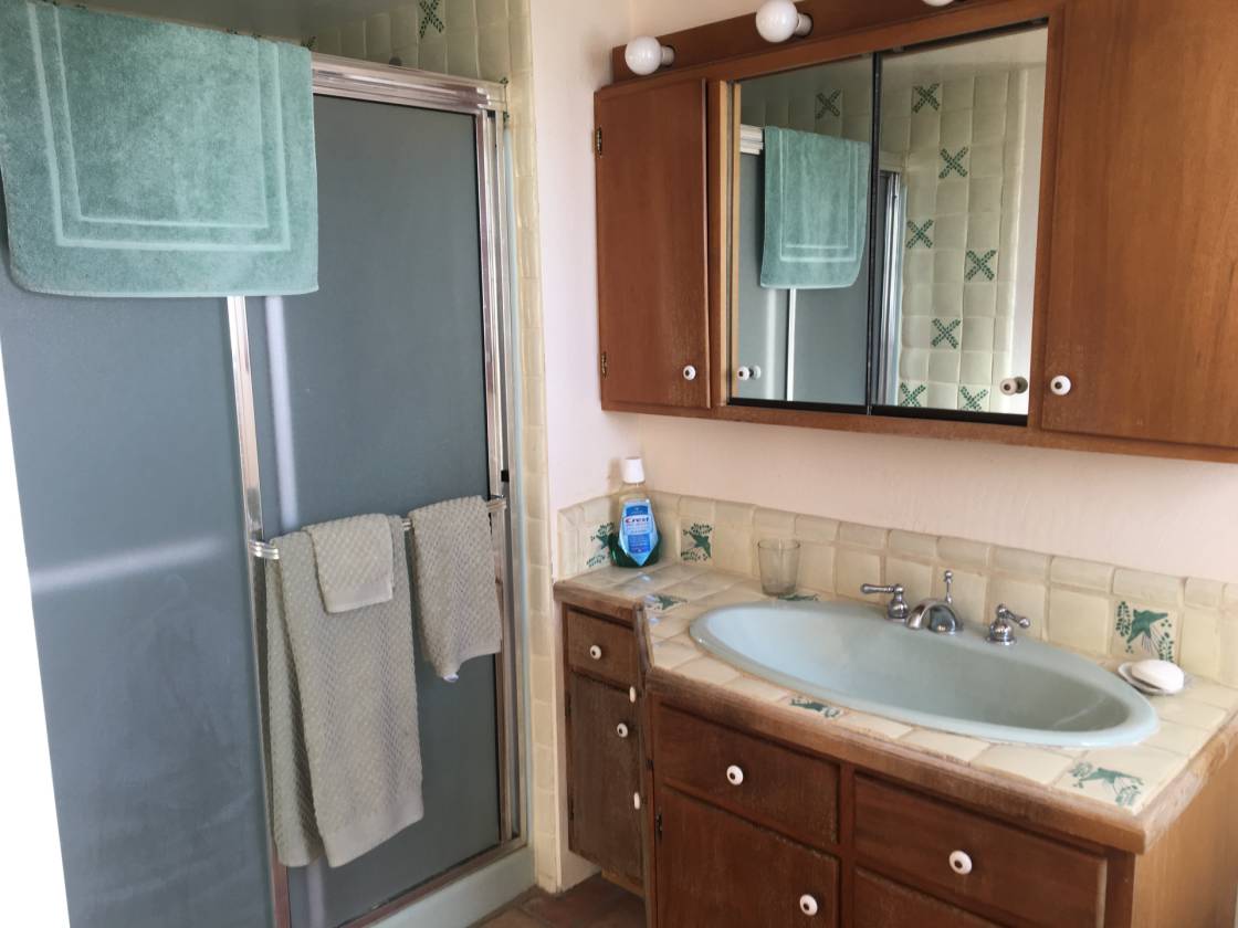 10 acres in the town of Wickenburg with home, guest... Wickenburg