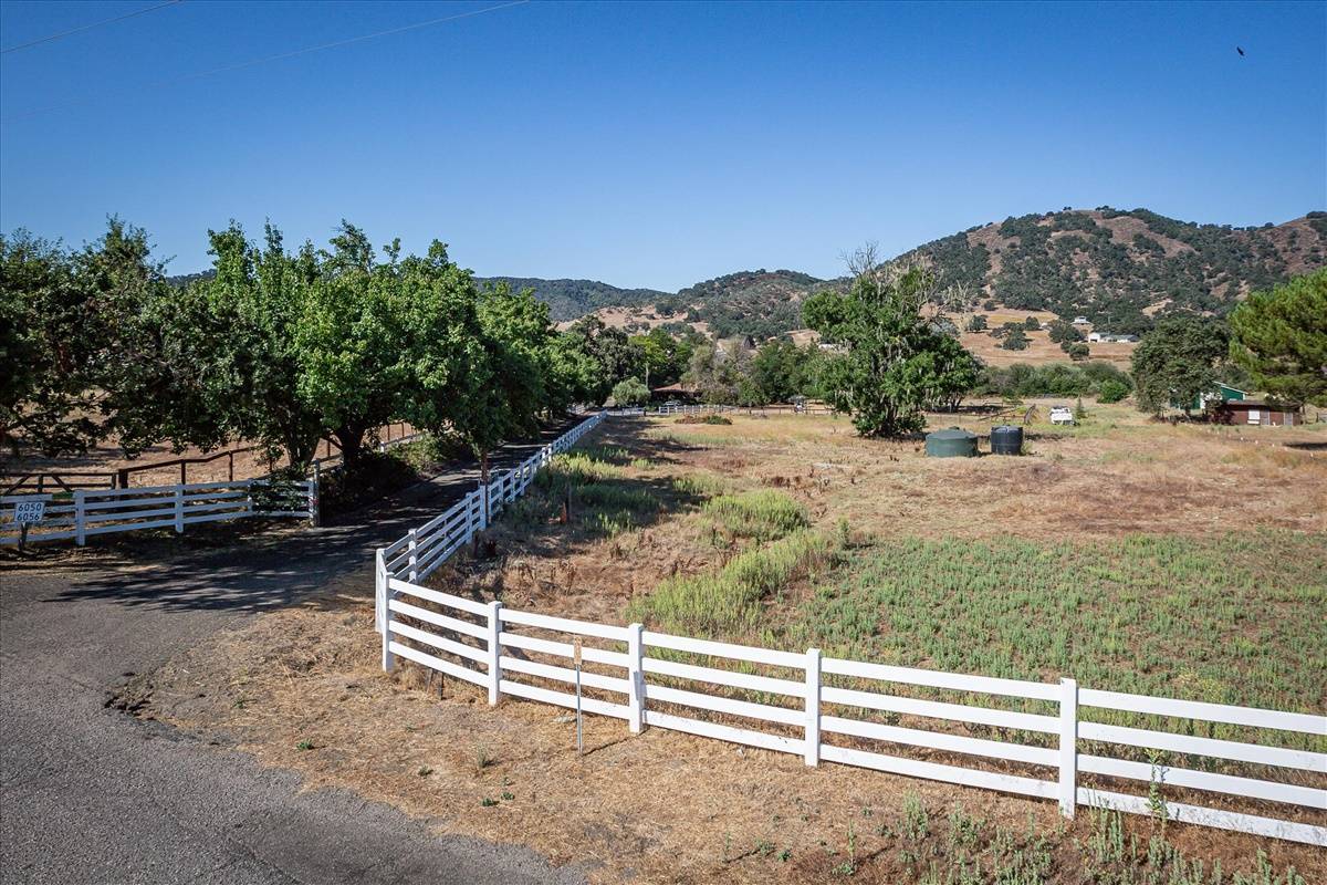 Central Coast of California Farm 10 usable Acres with 2... Arroyo