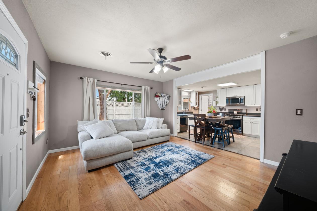 Urban Horse Property in Jefferson County - photo 4
