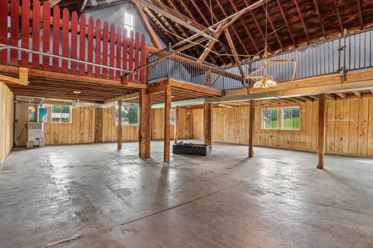 Farmette on 3+ Acres - photo 8