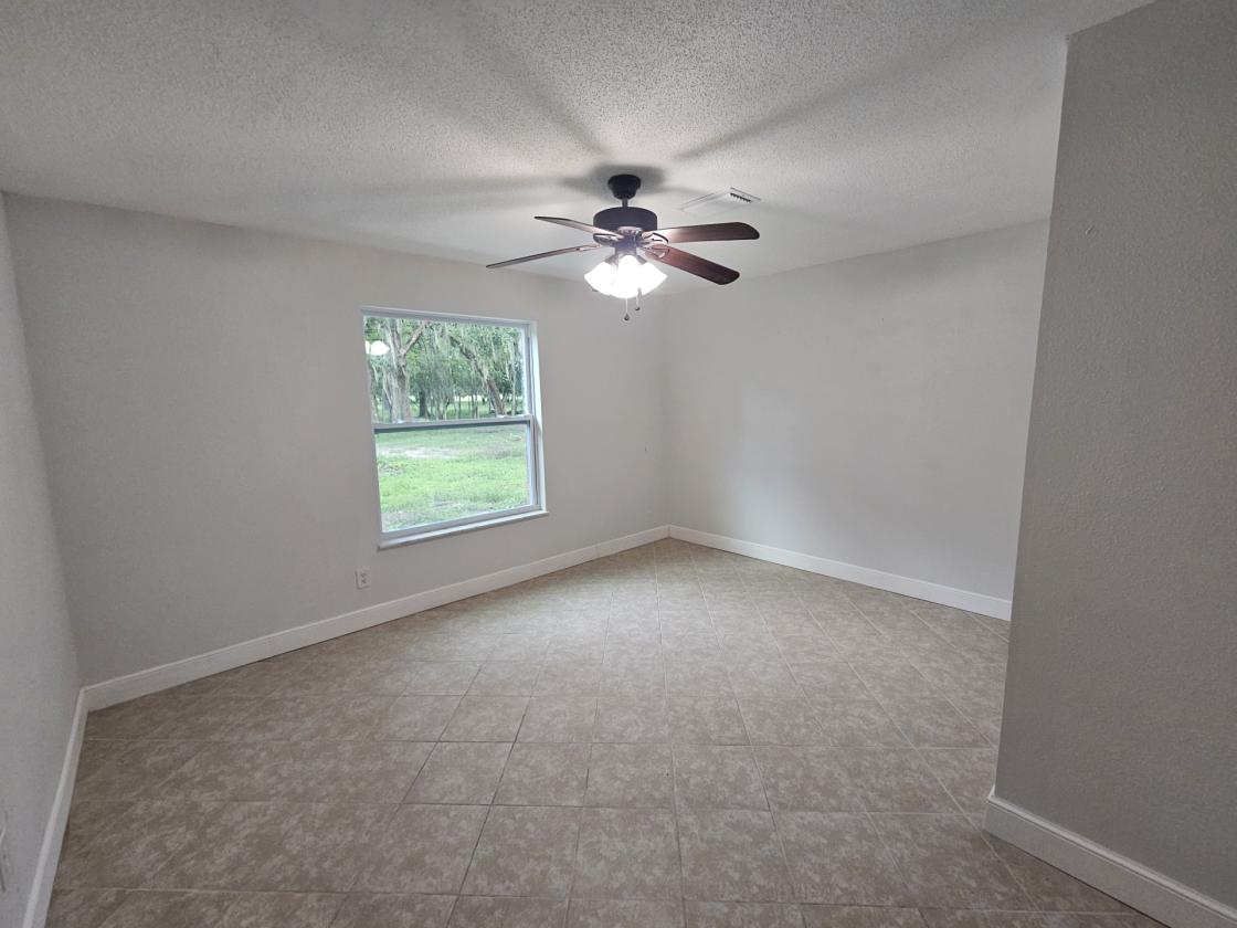 38.3 ACRE FARM WITH NEWLY REMODELED HOME - photo 11