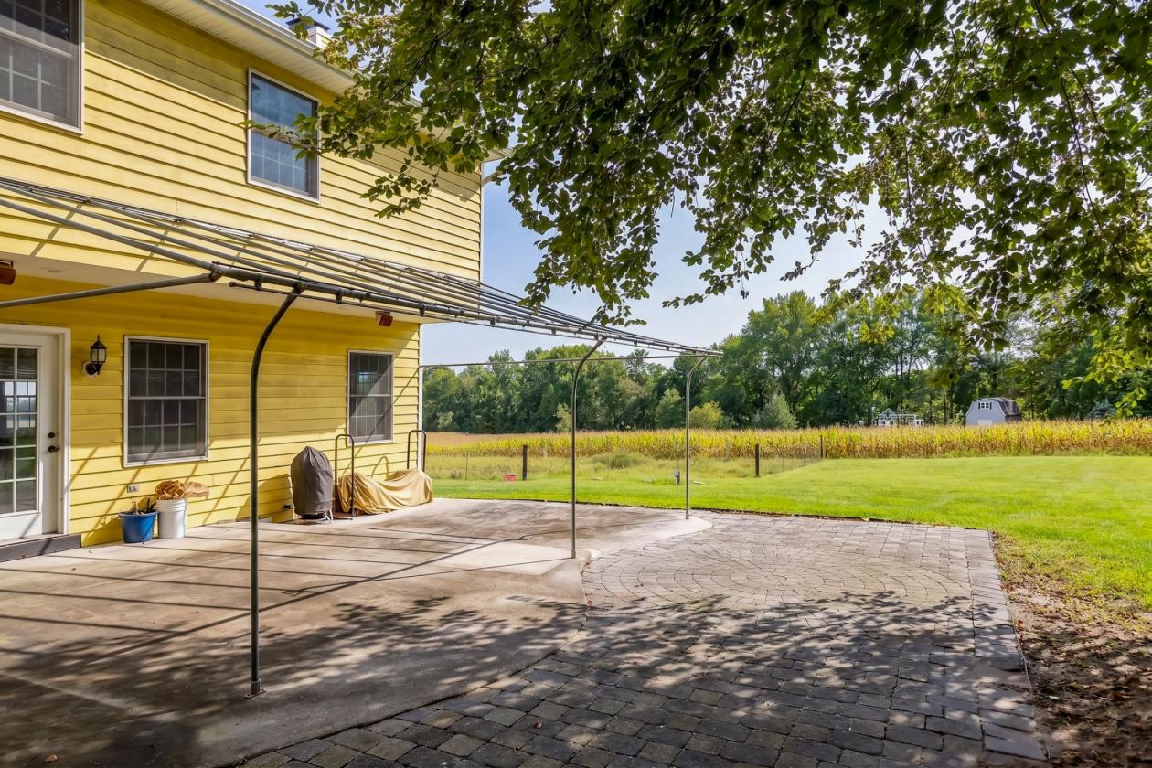 83.90 +/- Acre Estate with Farmhouse/Barn/Pool - photo 9