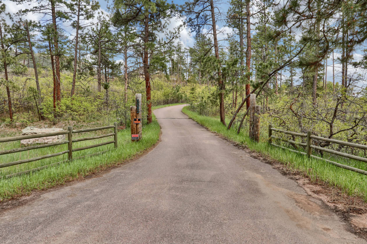 Horse property for sale with great views Sedalia, Douglas County