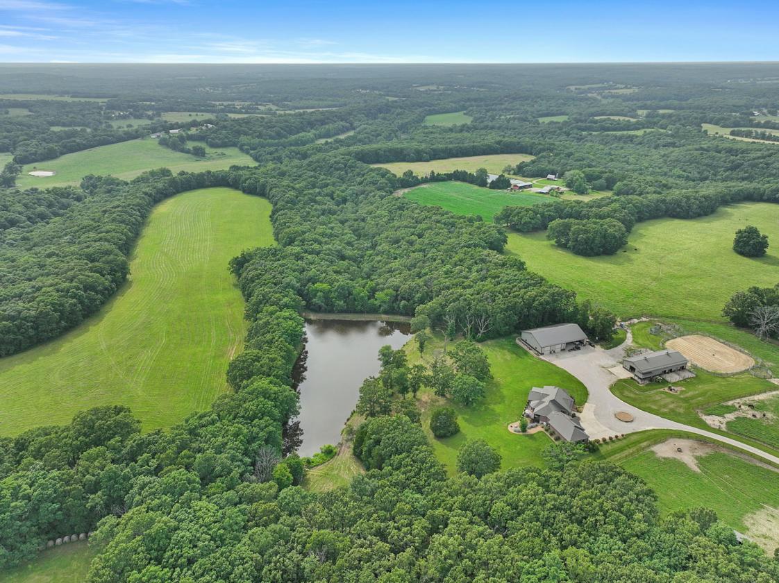 Timeless luxury and world class equestrianism - photo 24