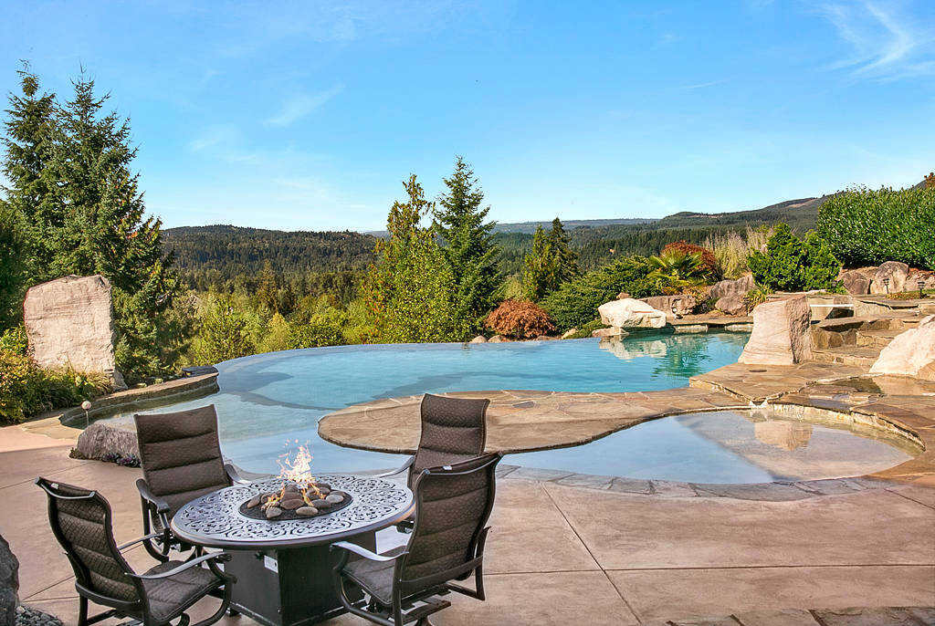 Noble Ridge Estates Million Dollar Home and Views on... Graham