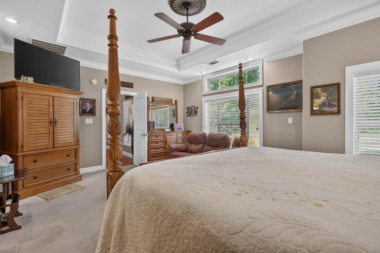 2 homes on 40 acres- New Price - photo 10