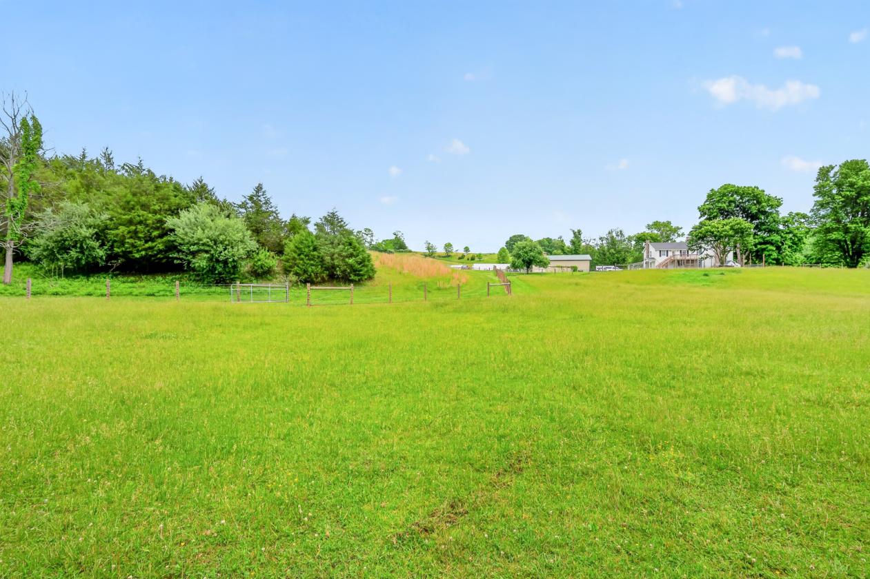 Equestrian Estate with Creeks and Views - photo 27