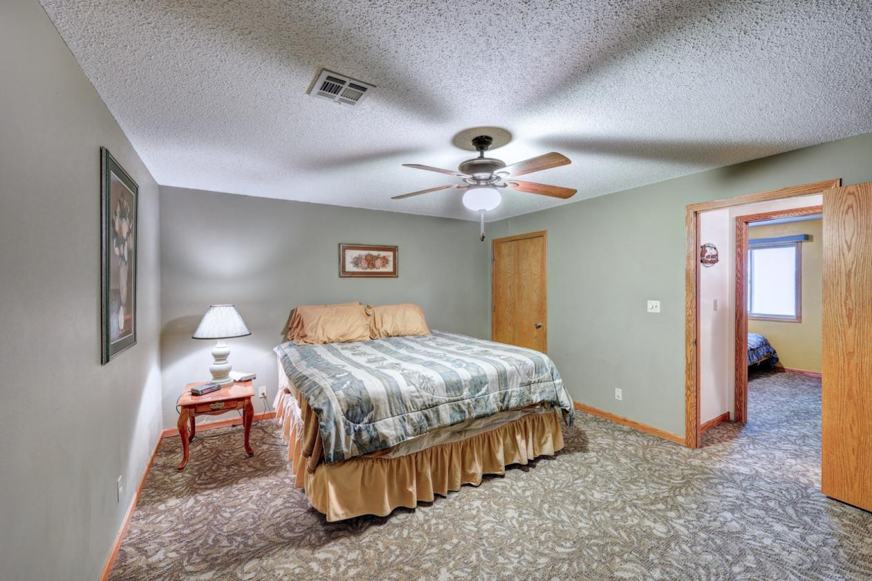 Winfield Kansas, Turn-Key Hobby Farm - photo 17