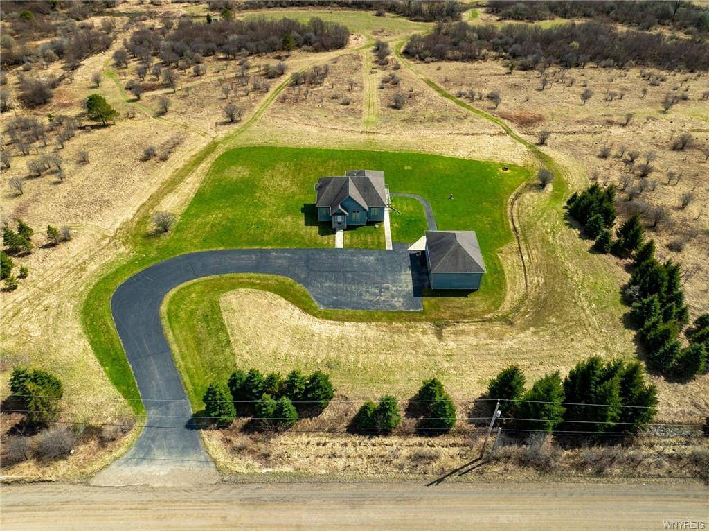 Horse Property for sale.
