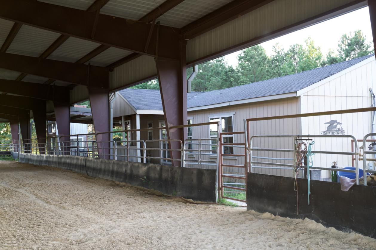 273+/- Acres With 20,000 Square Covered Arena - photo 10