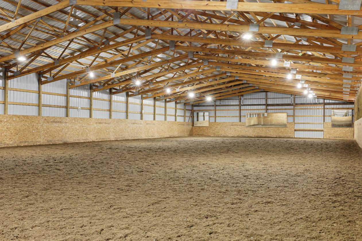 HUGE PRICE DROP - Indoor Arena + Secluded Home - photo 9