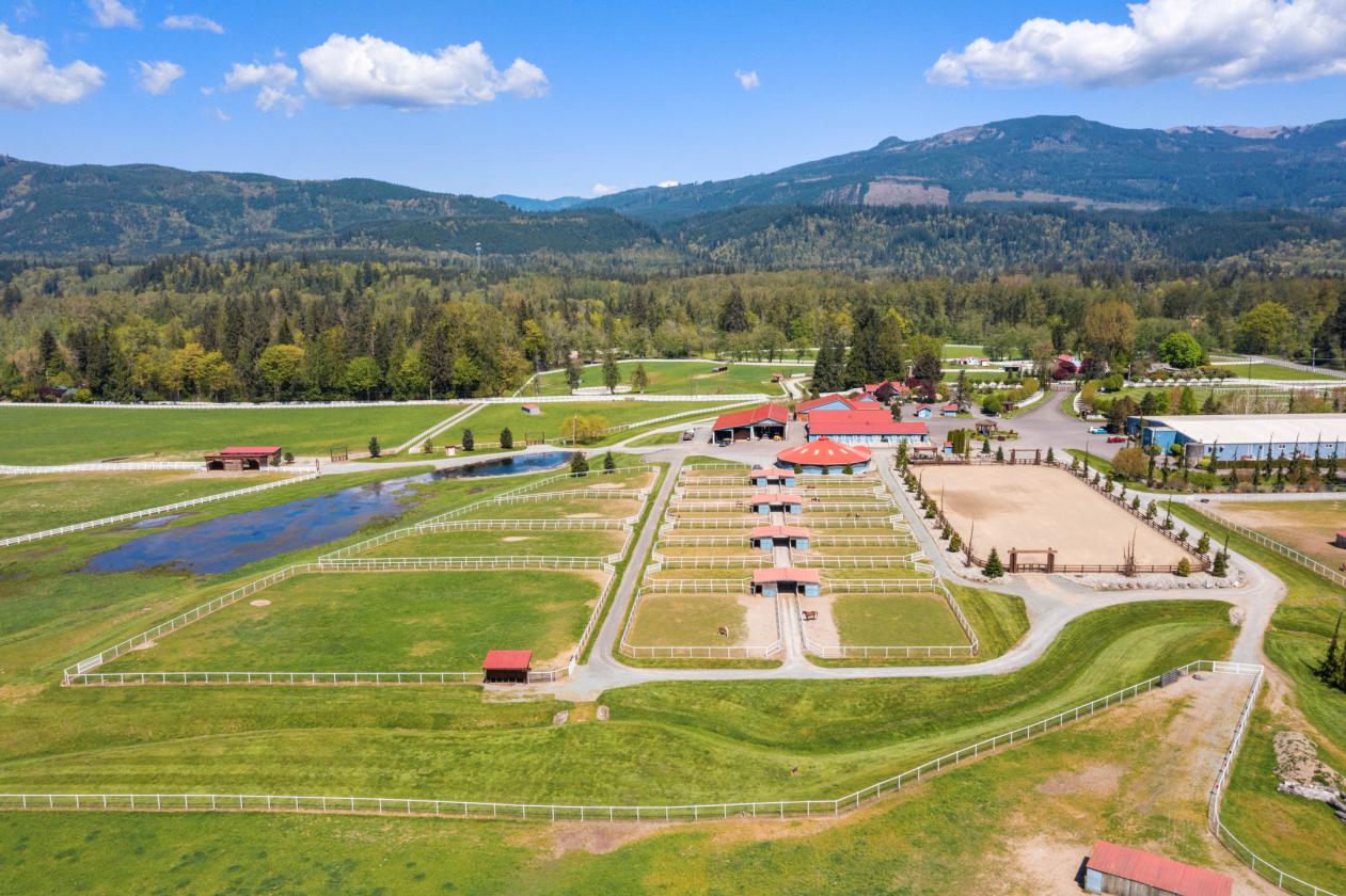 Rhodes River Ranch | A Legendary Equestrian Estate - photo 5
